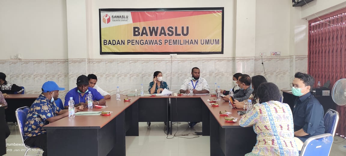 Rapat perdana, Bawaslu minta KPU perbaiki Berita Acara DPB 2020