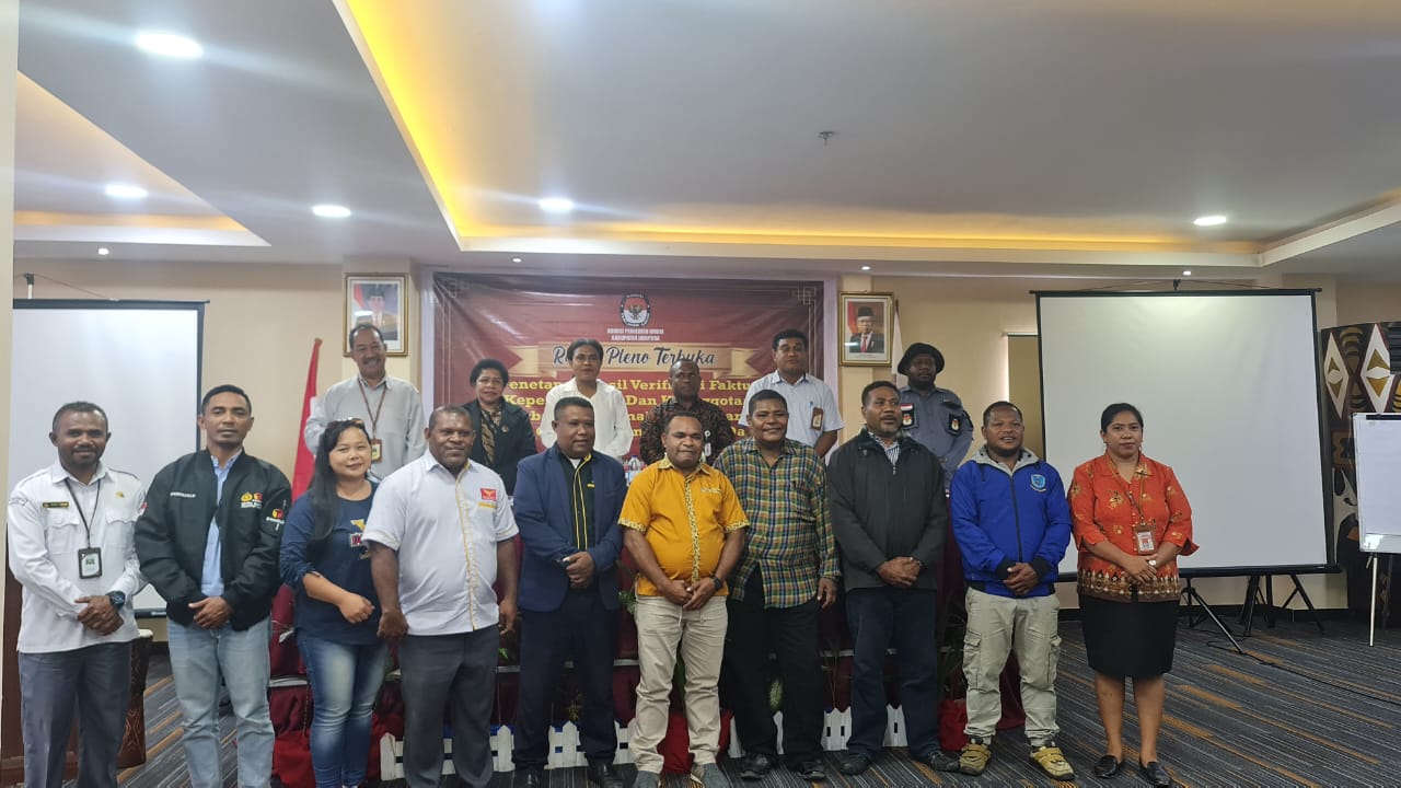 Bawaslu Awasi Penetapan Verifikasi lima Parpol di Kabupaten Jayapura"""